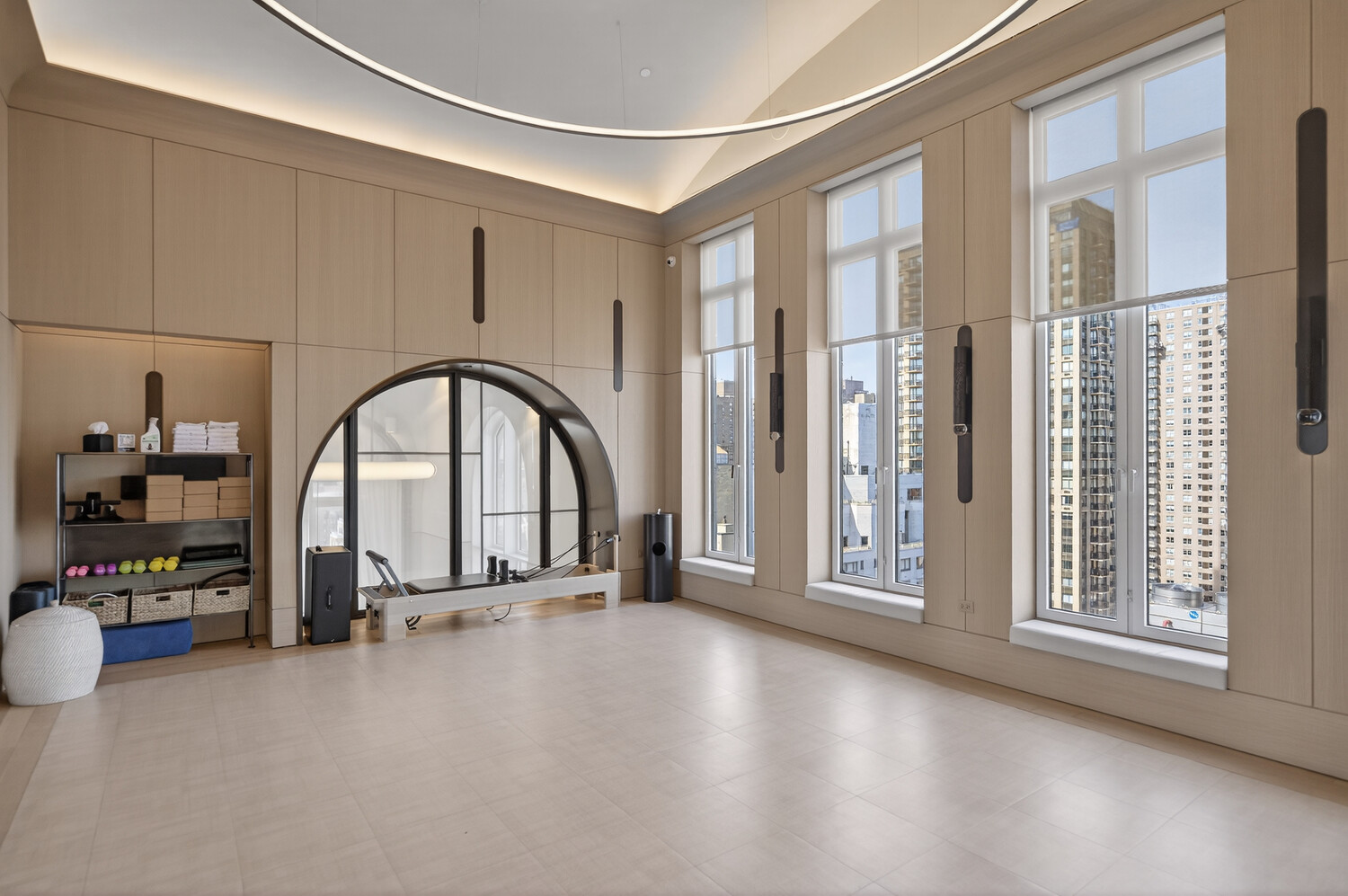 200 E 83RD Street 8C