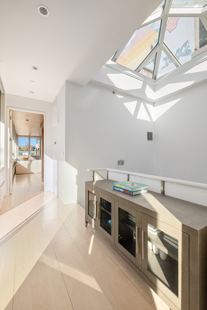 85 LEONARD Street PH