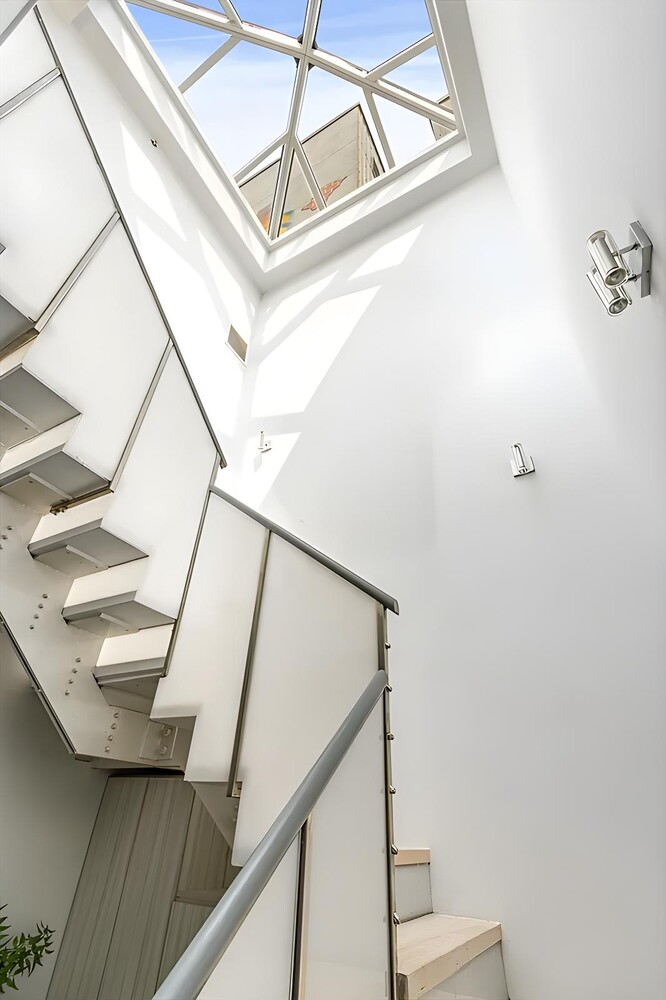 85 LEONARD Street PH