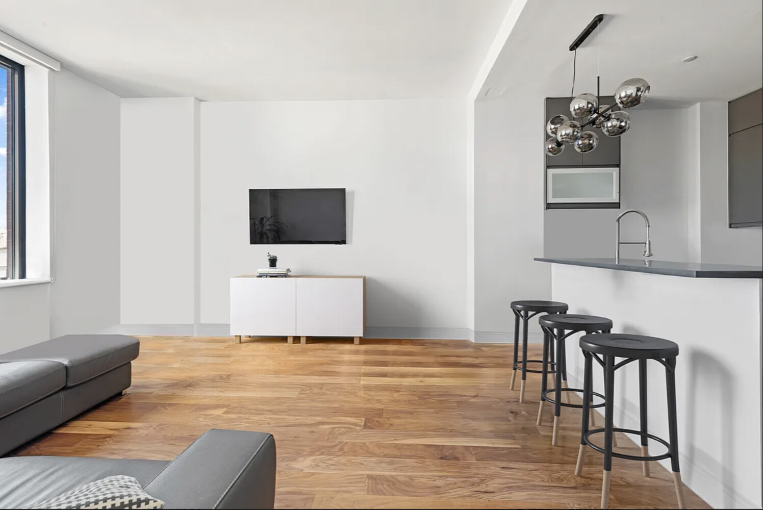 42-14 CRESCENT Street 8B