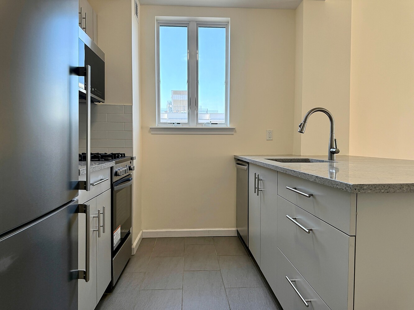 524 OCEANVIEW Avenue A3