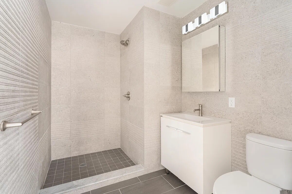 524 OCEANVIEW Avenue 3PH