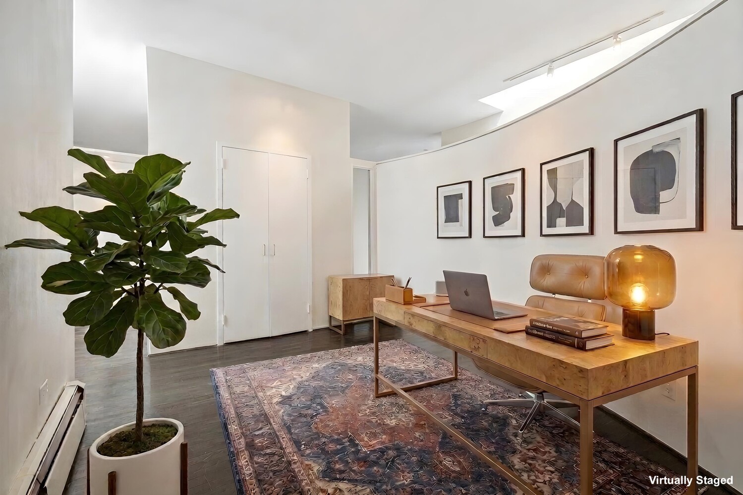 325 W 52ND Street PHD