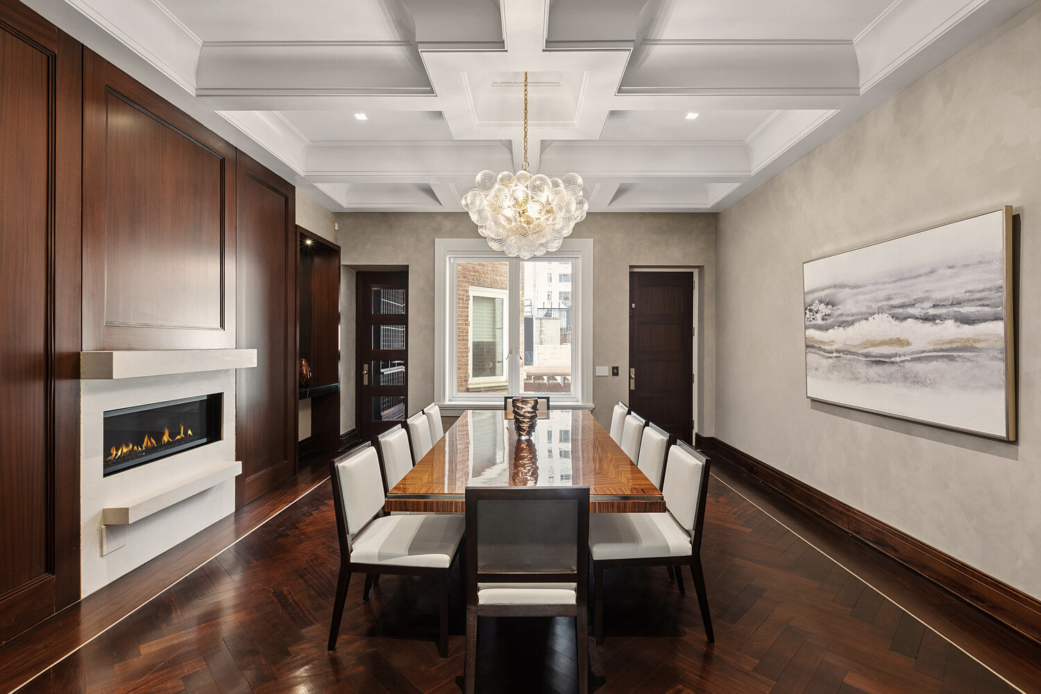46 E 66TH Street