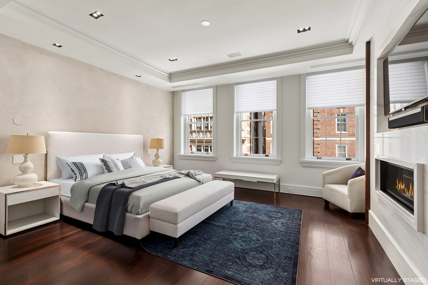 46 E 66TH Street