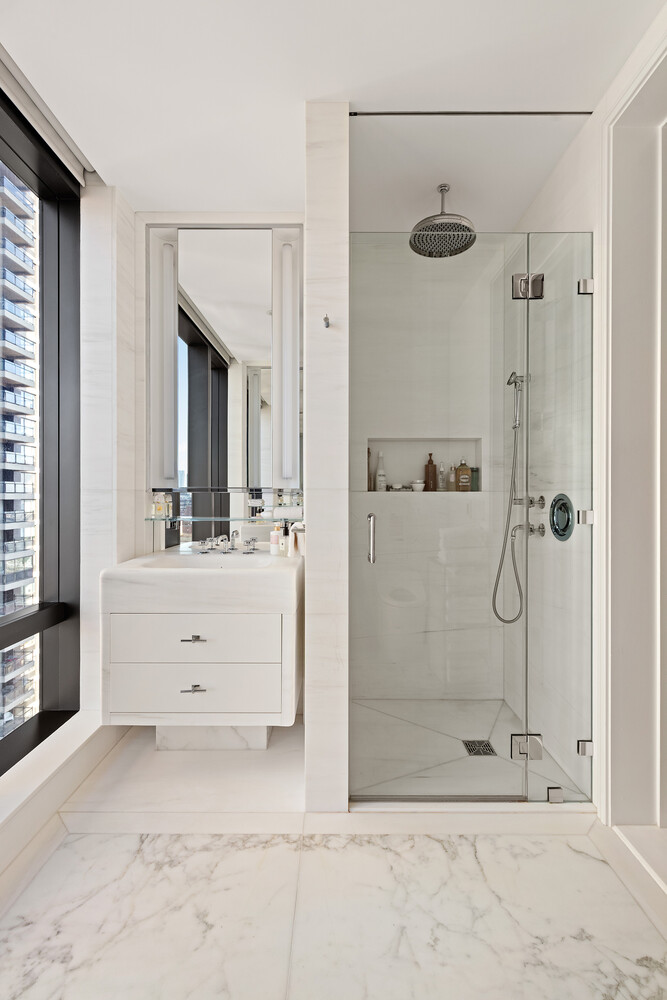 430 E 58TH Street 22B