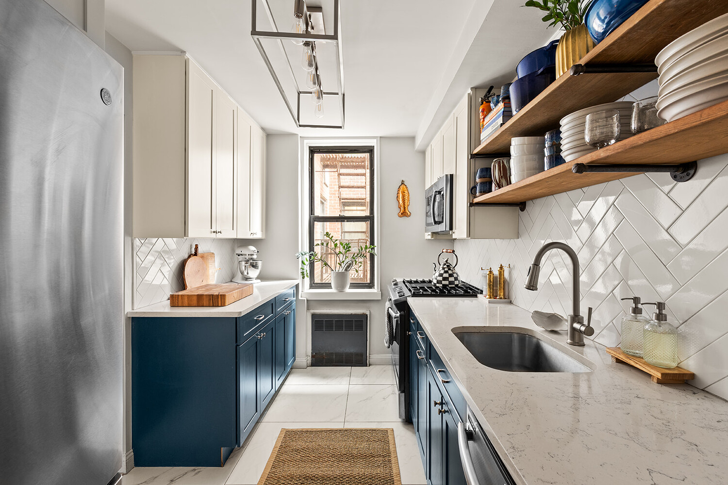 345 WEBSTER Avenue 2G