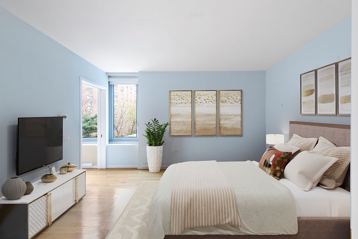 425 W 53RD Street 301