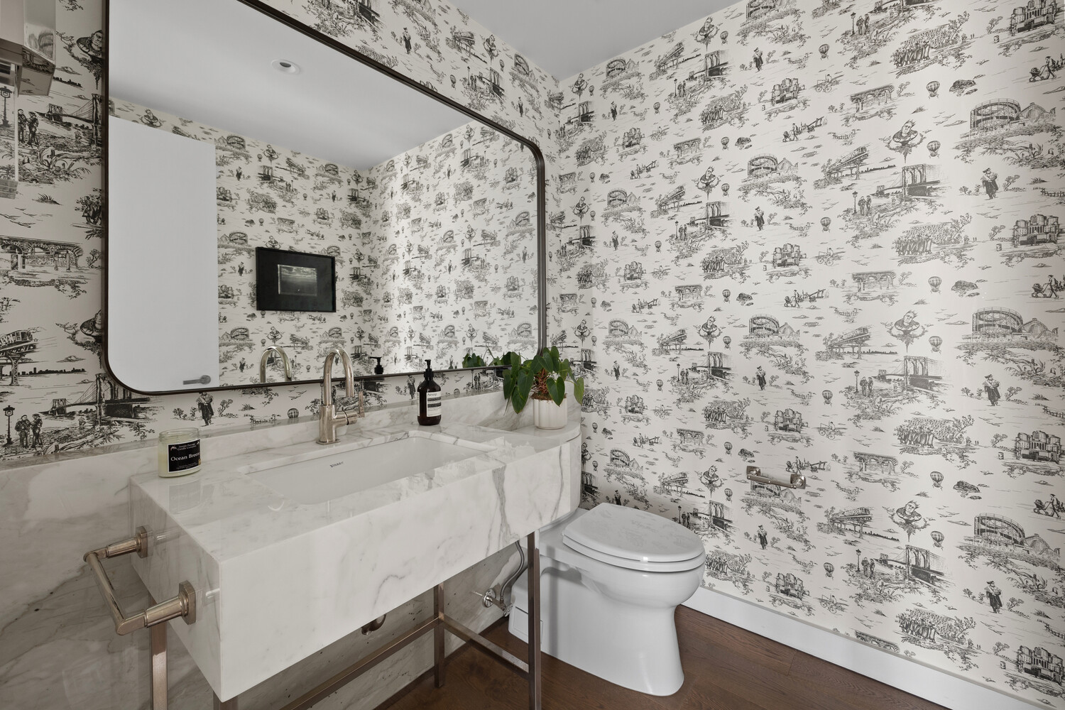 50 BRIDGE PARK Drive 16B