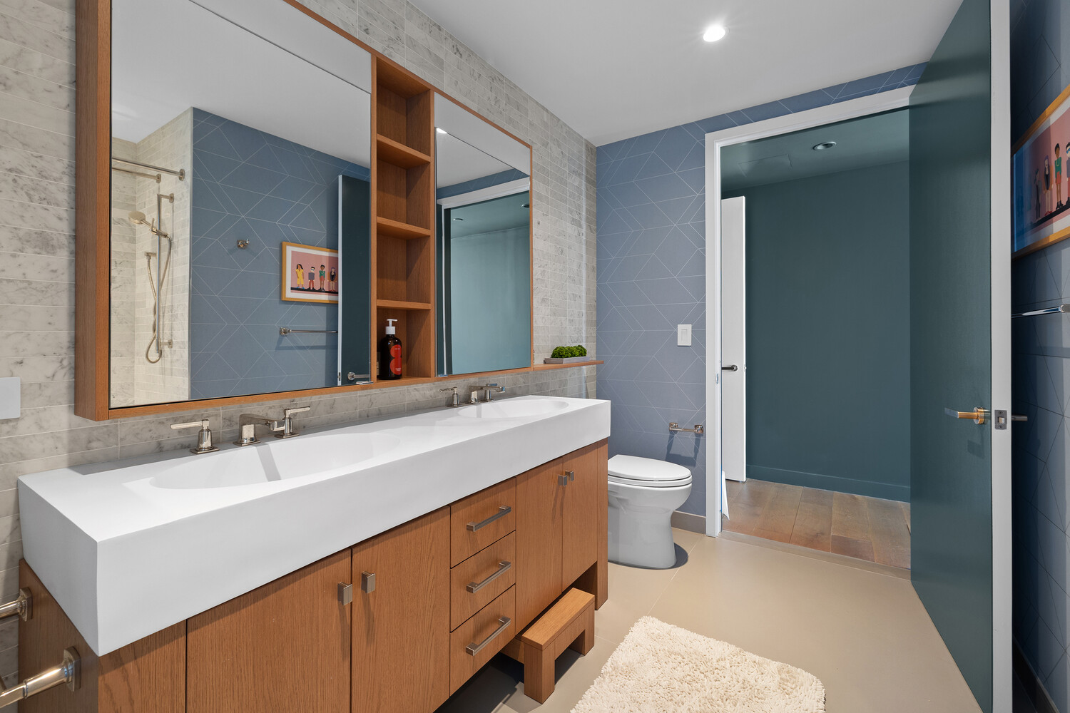 50 BRIDGE PARK Drive 16B