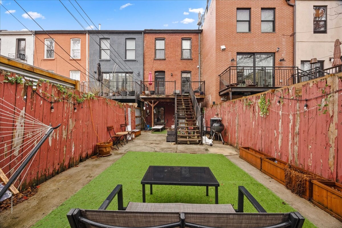 554 LEXINGTON Avenue
