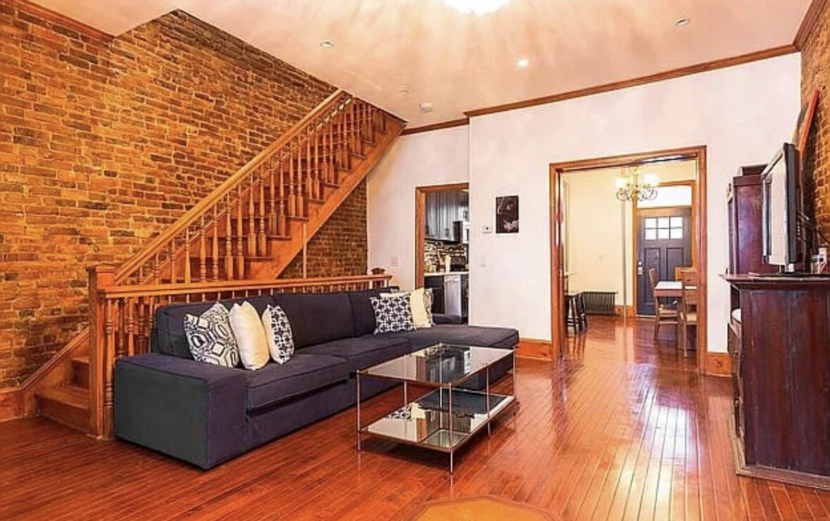 554 LEXINGTON Avenue