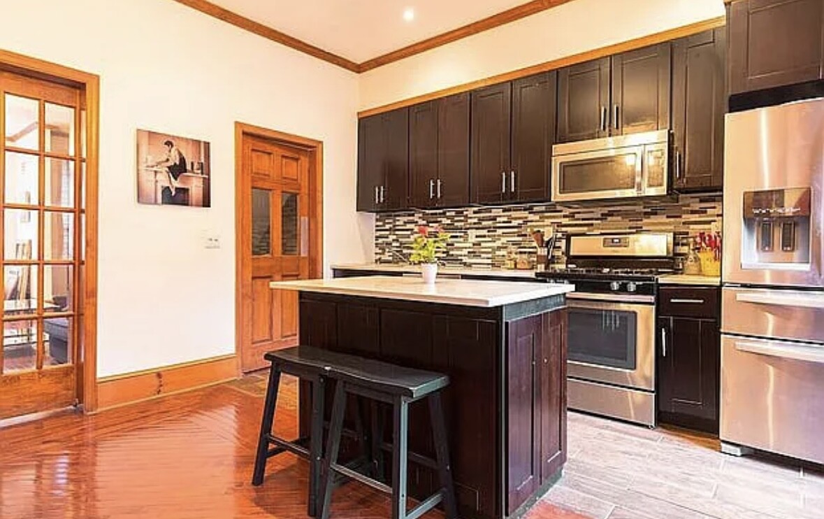 554 LEXINGTON Avenue