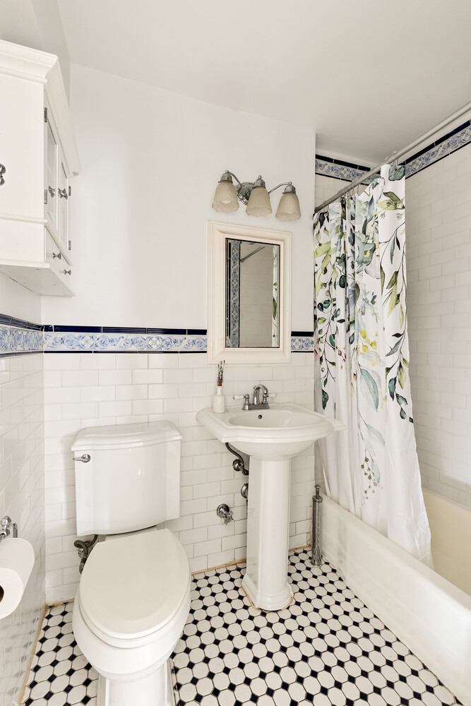 275 WEBSTER Avenue 6M