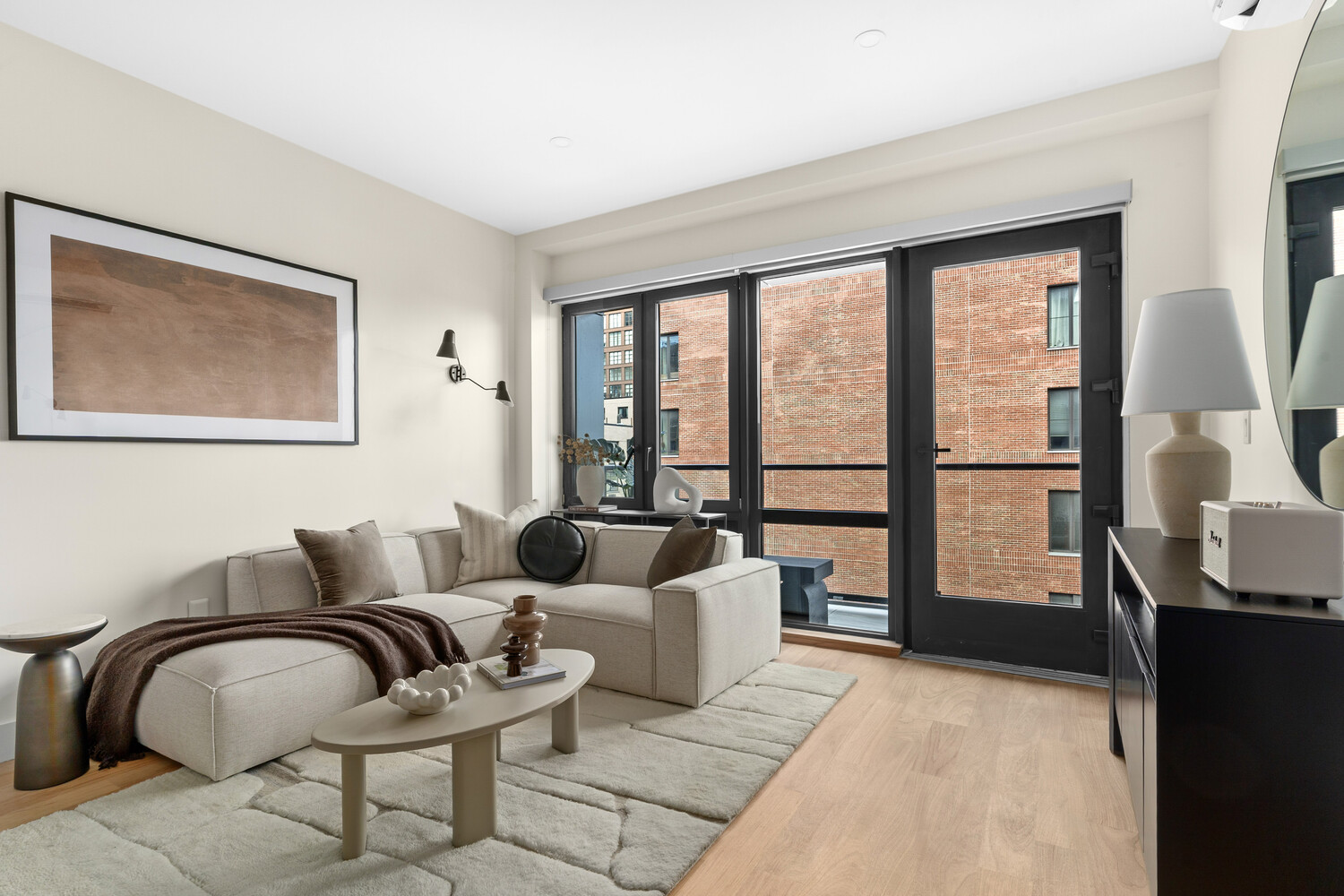 36 INDIA Street 4H