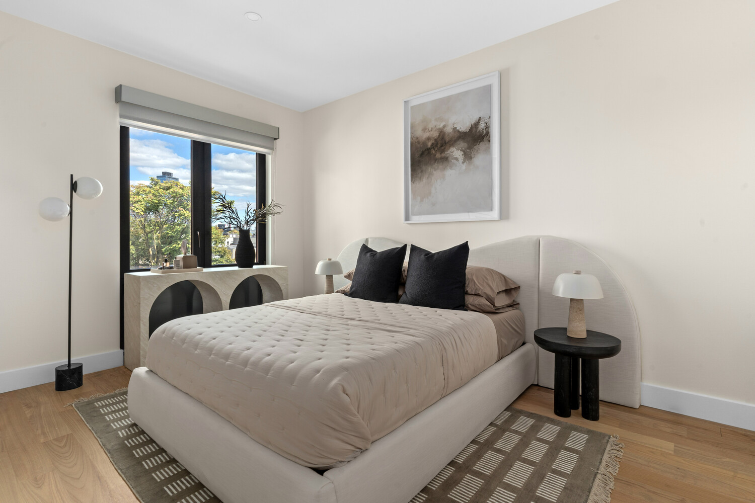36 INDIA Street 4H