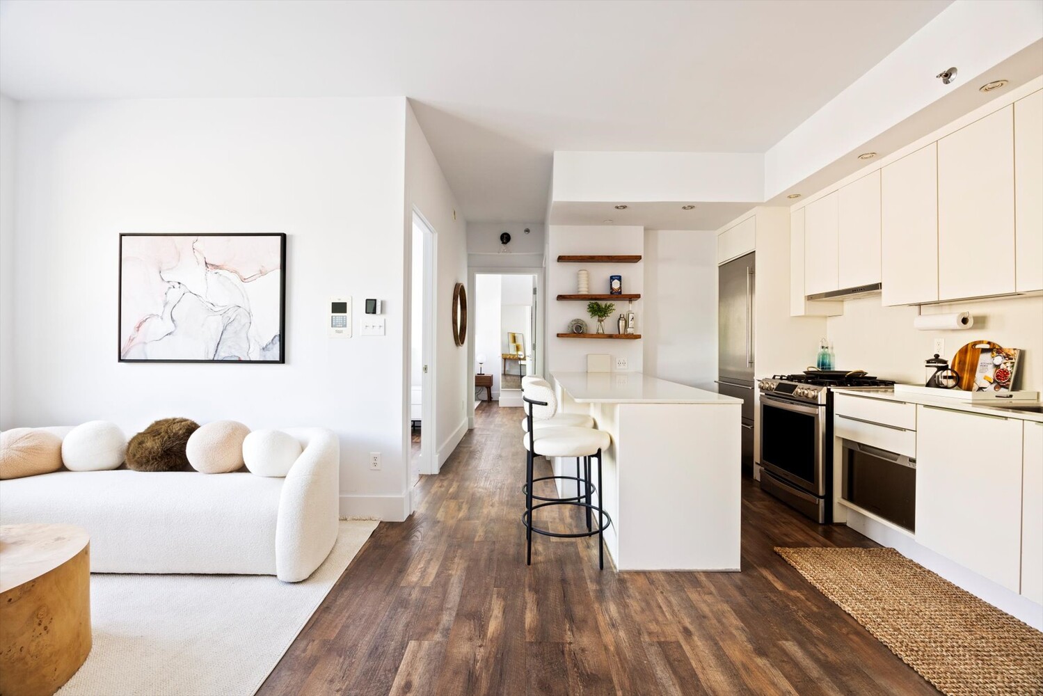 100 MASPETH Avenue 2H