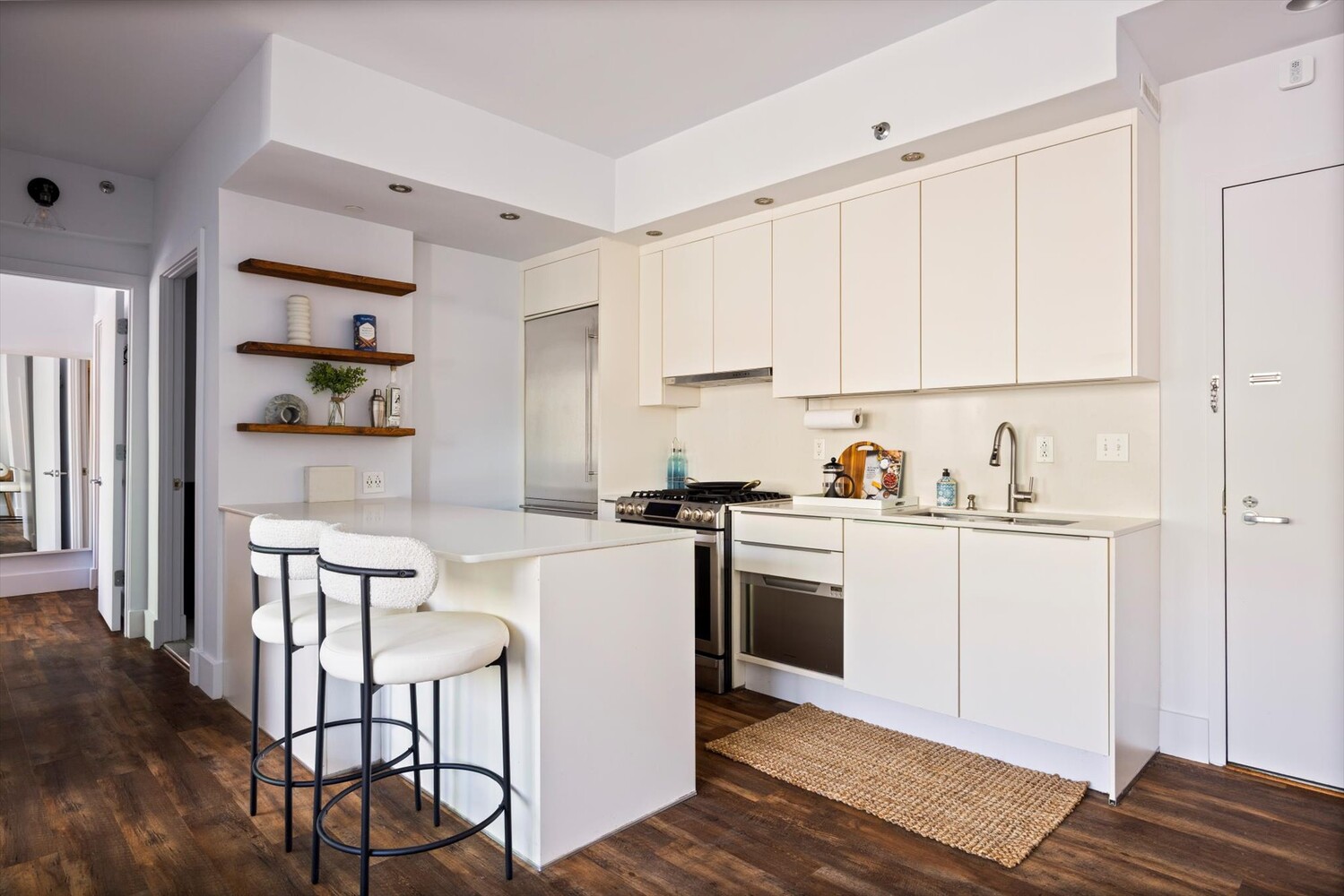 100 MASPETH Avenue 2H