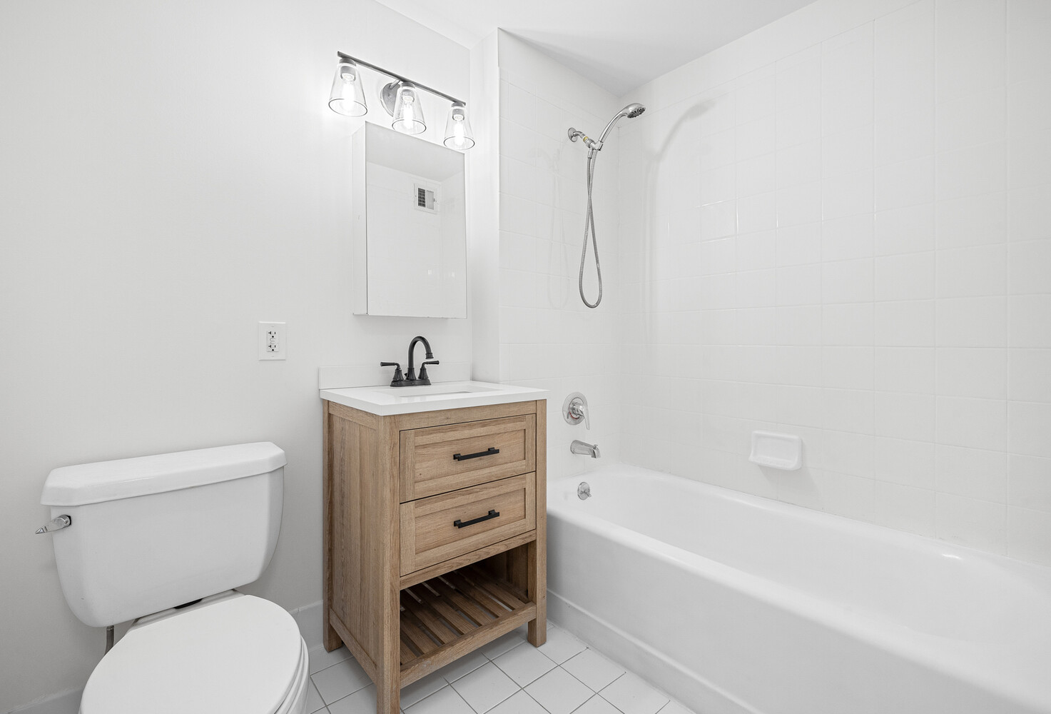 130 BRADHURST Avenue 502