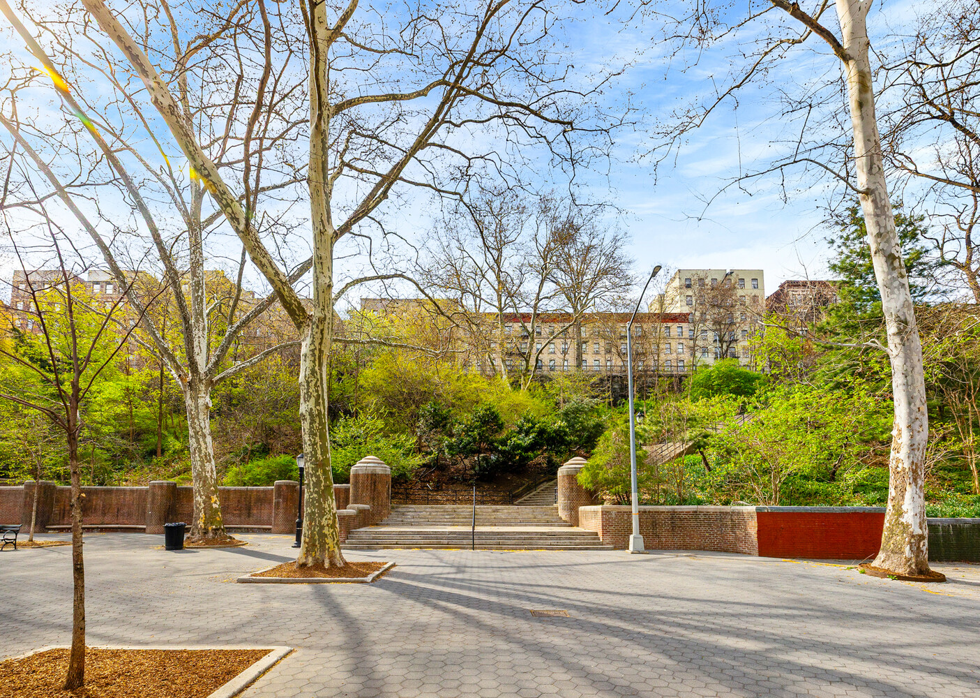 130 BRADHURST Avenue 502