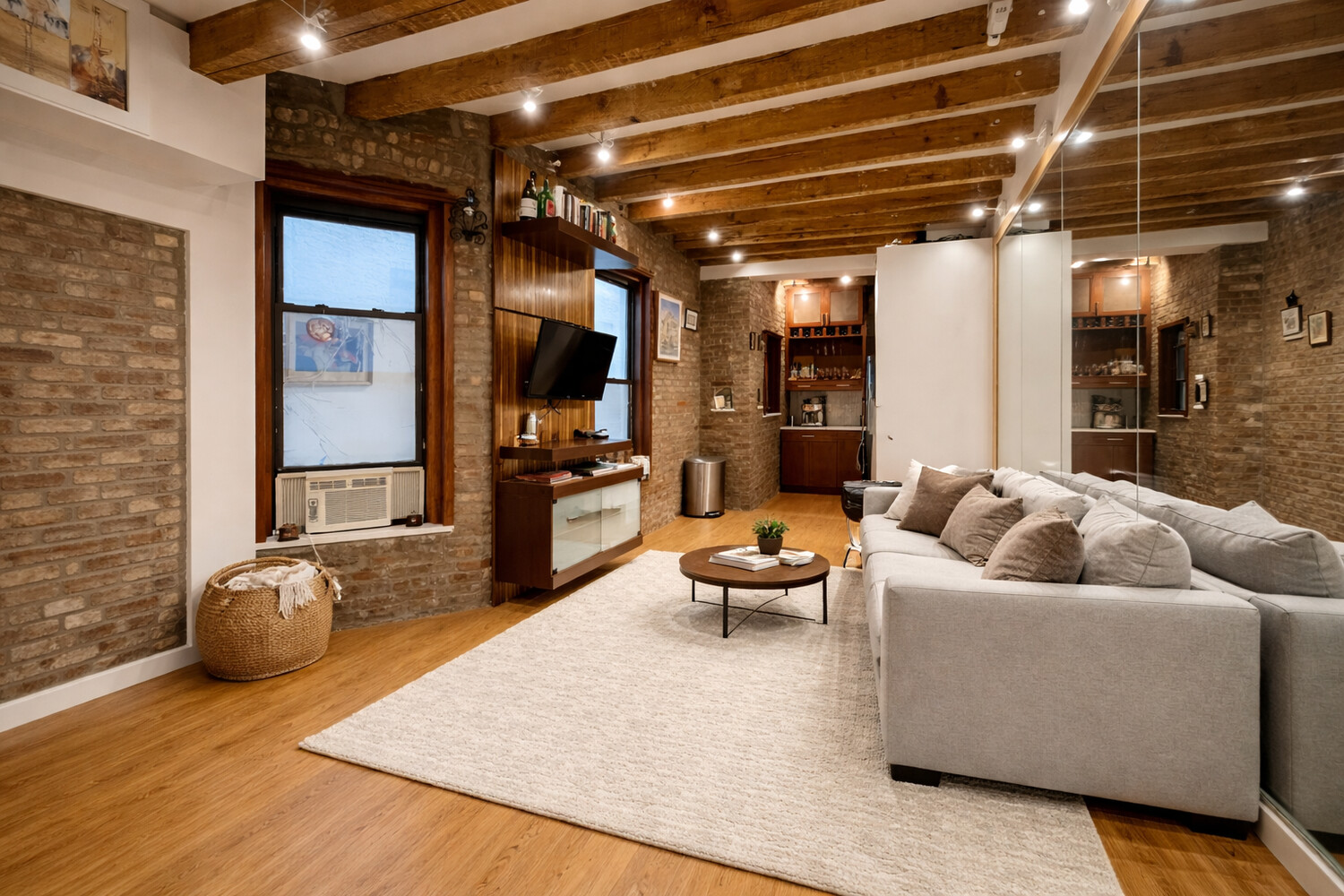 283 E 4TH Street 4F