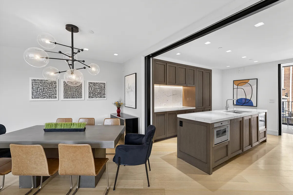 175 W 10TH Street 2