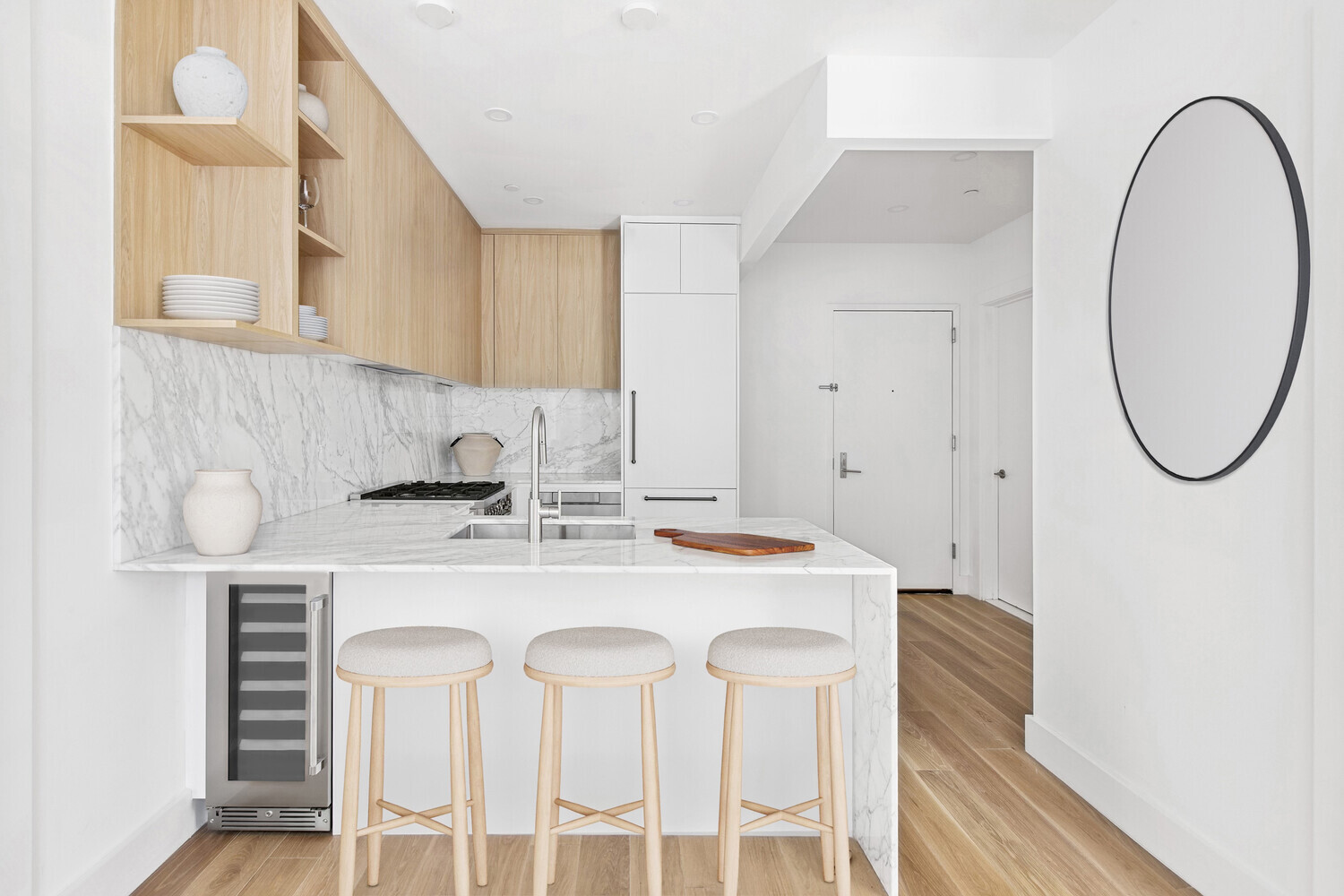 1019 HANCOCK Street 2R