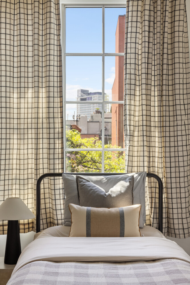 84 OAK Street 3B