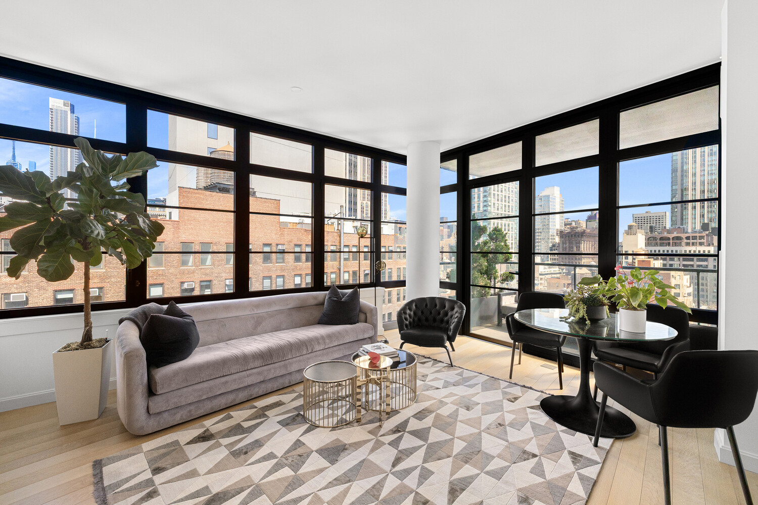 50 W 30TH Street 18B