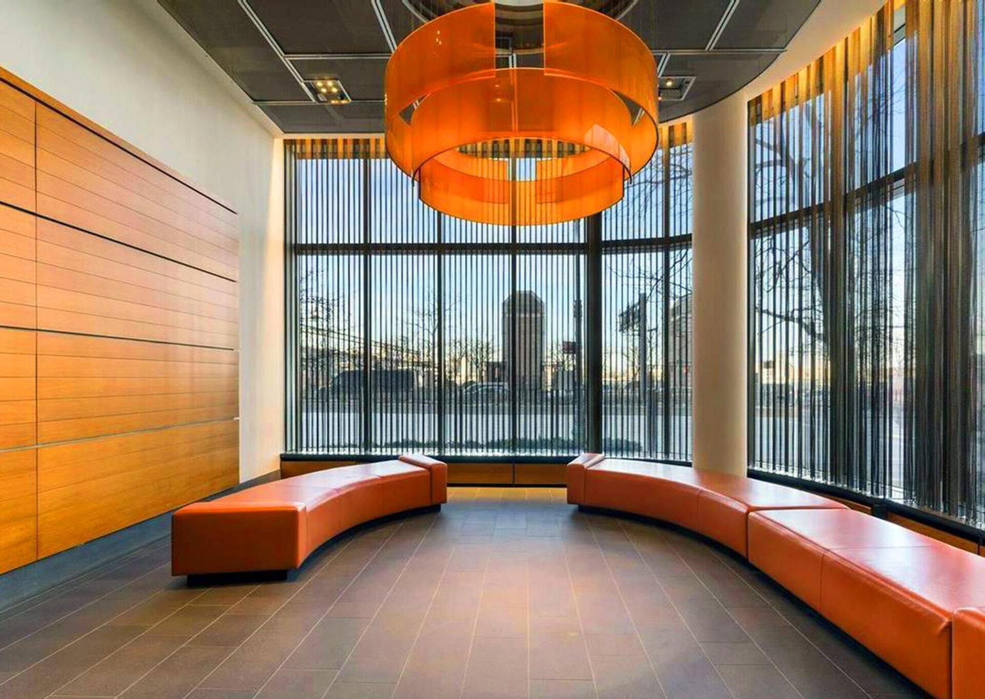 1 MORTON Square 4DE