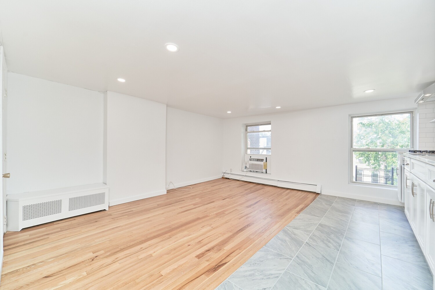 535 MACON Street 3