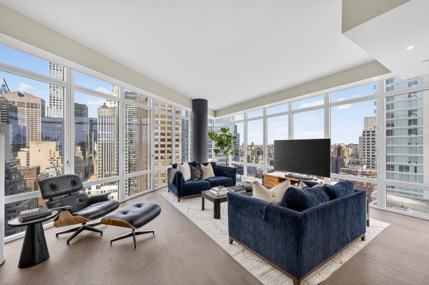 207 E 57TH Street 29A