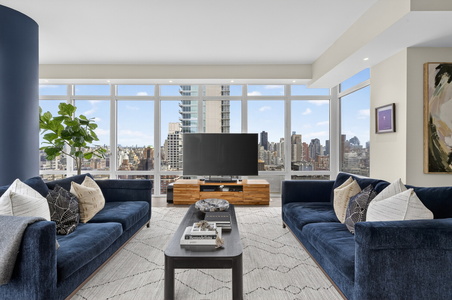 207 E 57TH Street 29A