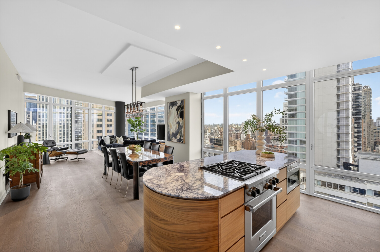 207 E 57TH Street 29A