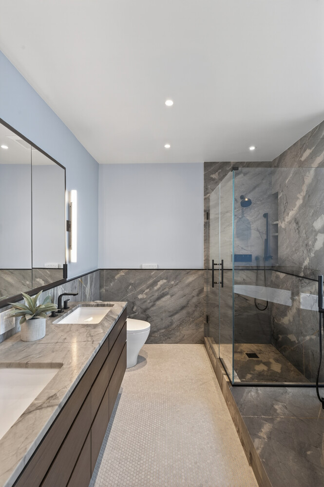 207 E 57TH Street 29A