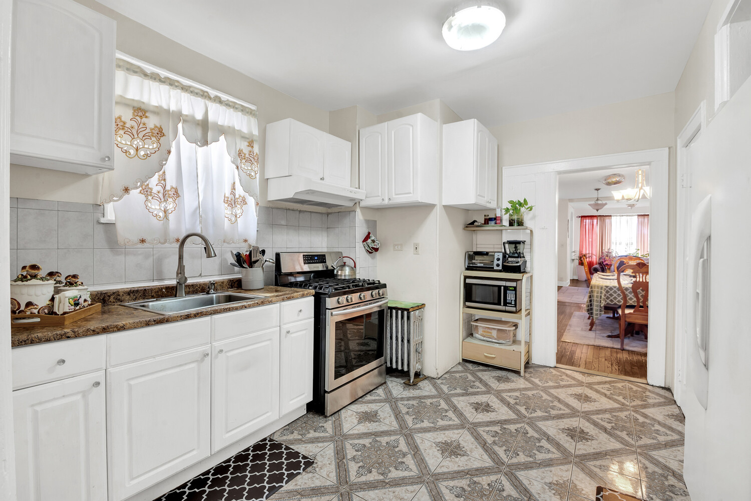 117-21 INWOOD Street