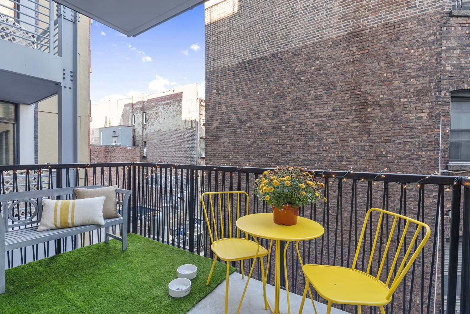 330 GRAND Street 4A