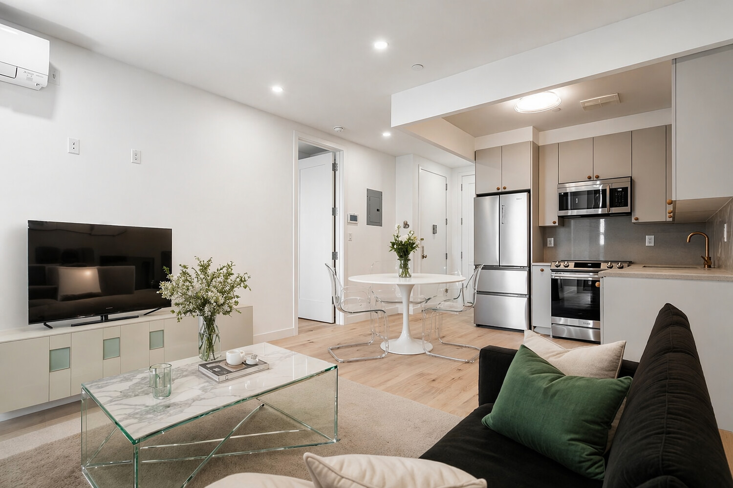 109 TROUTMAN Street 3B