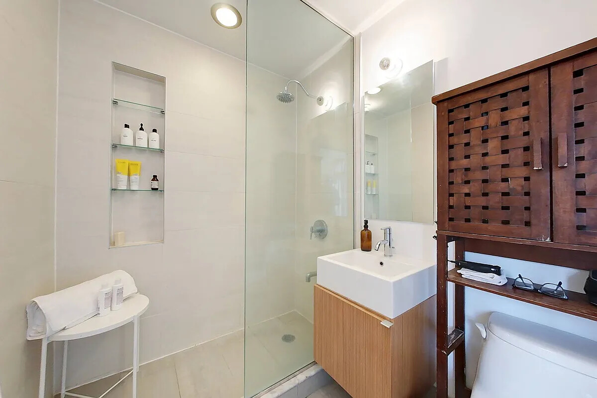 234 N 9TH Street 3B