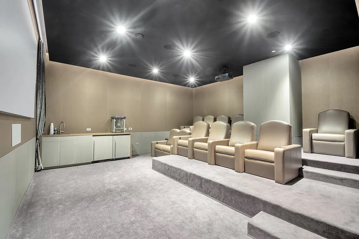 49 CHAMBERS Street 14C