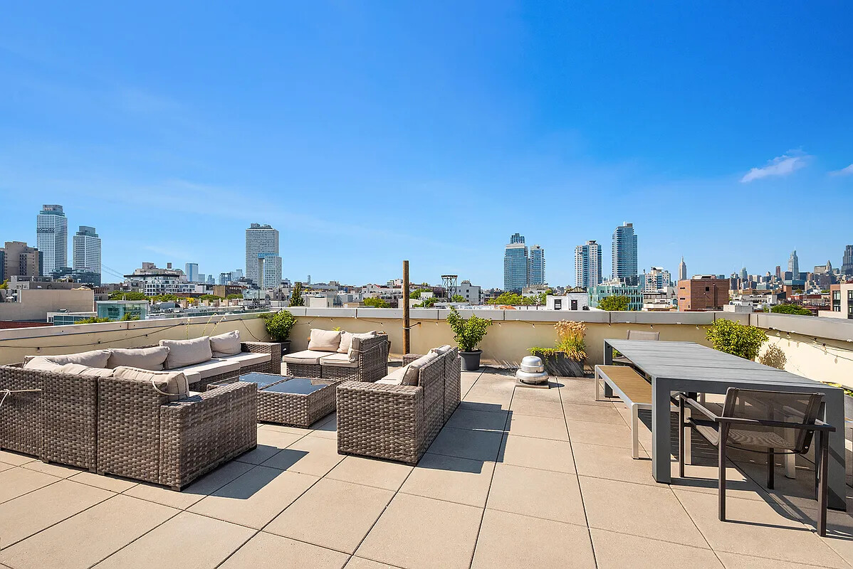 150 N 5TH Street 2I