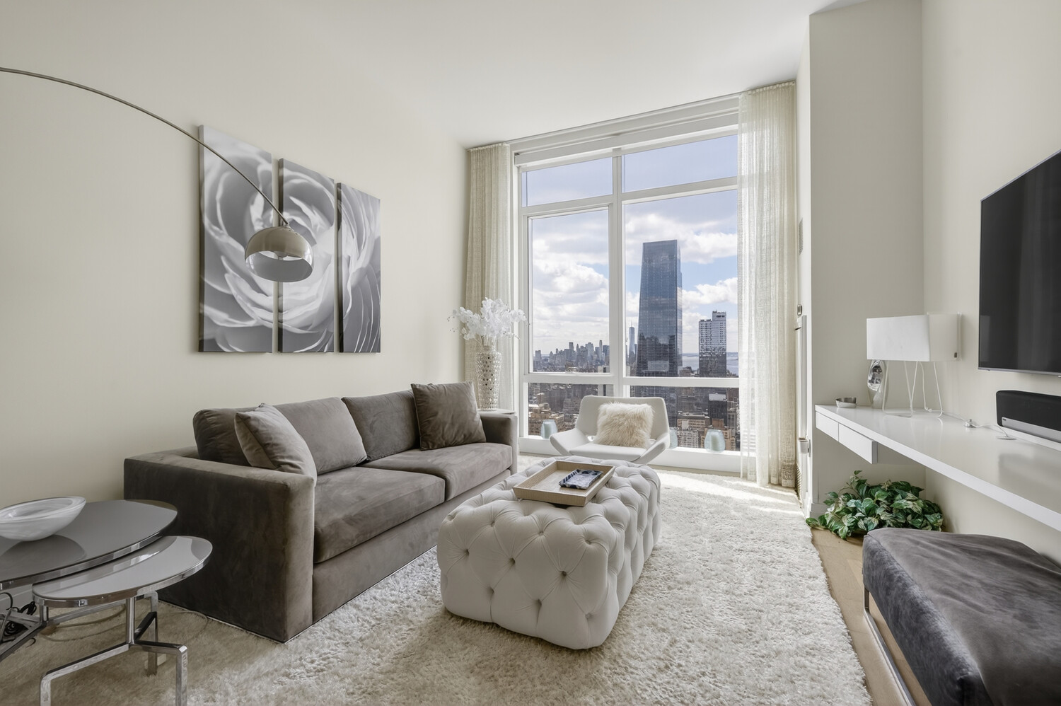 460 W 42ND Street 53G