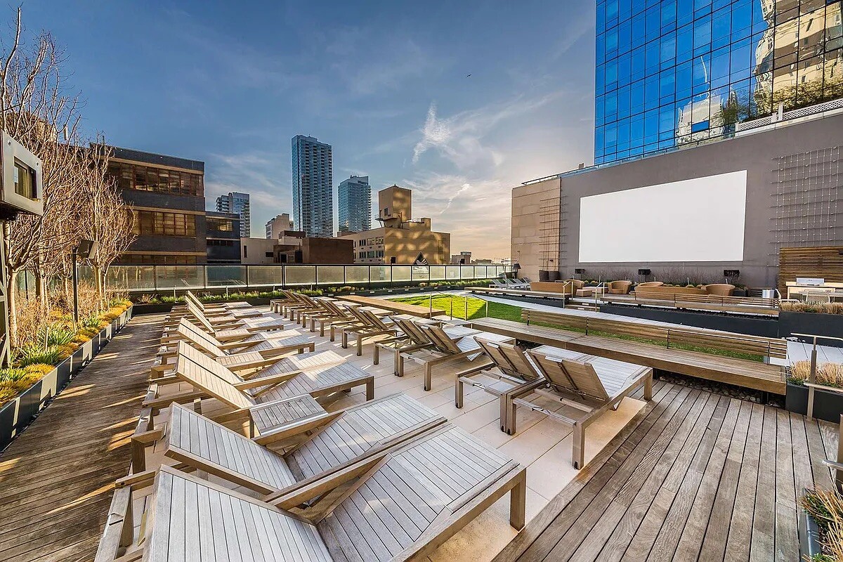 460 W 42ND Street 53G