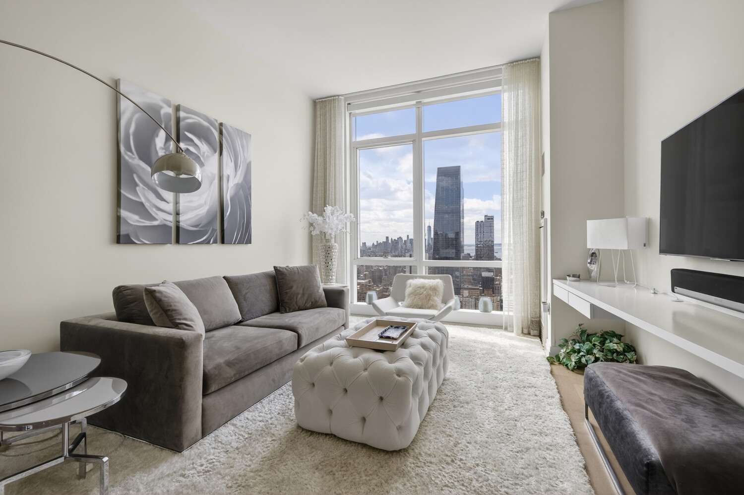 460 W 42ND Street 53G