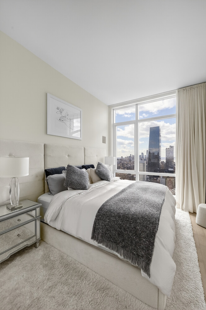 460 W 42ND Street 53G