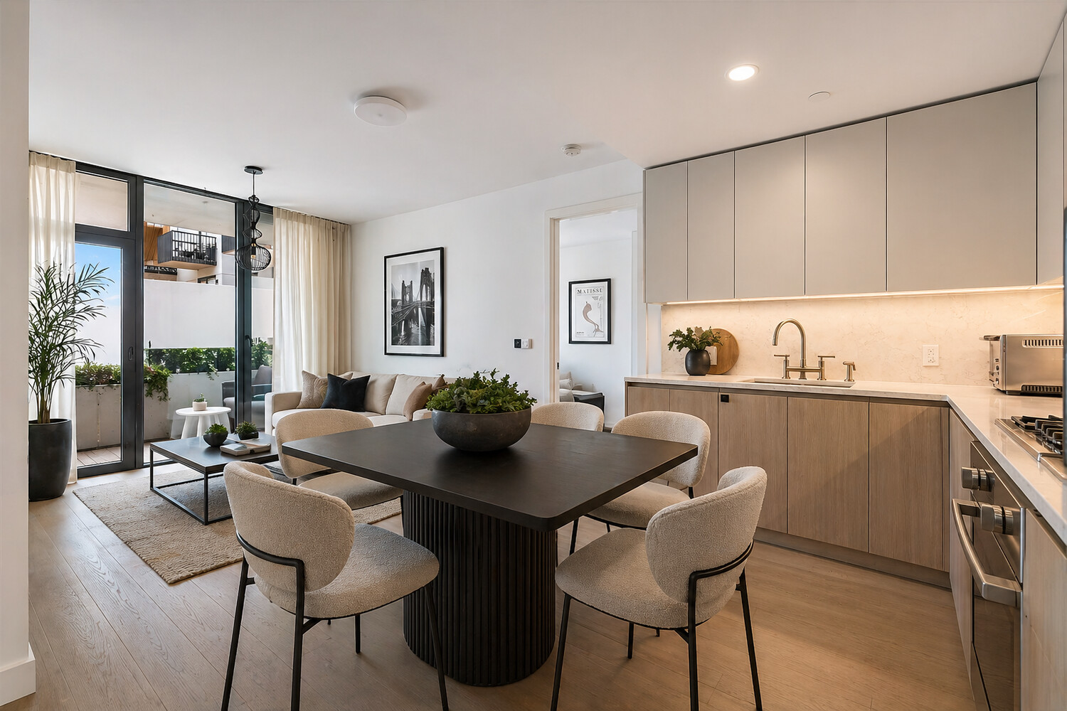 526 UNION Avenue 408