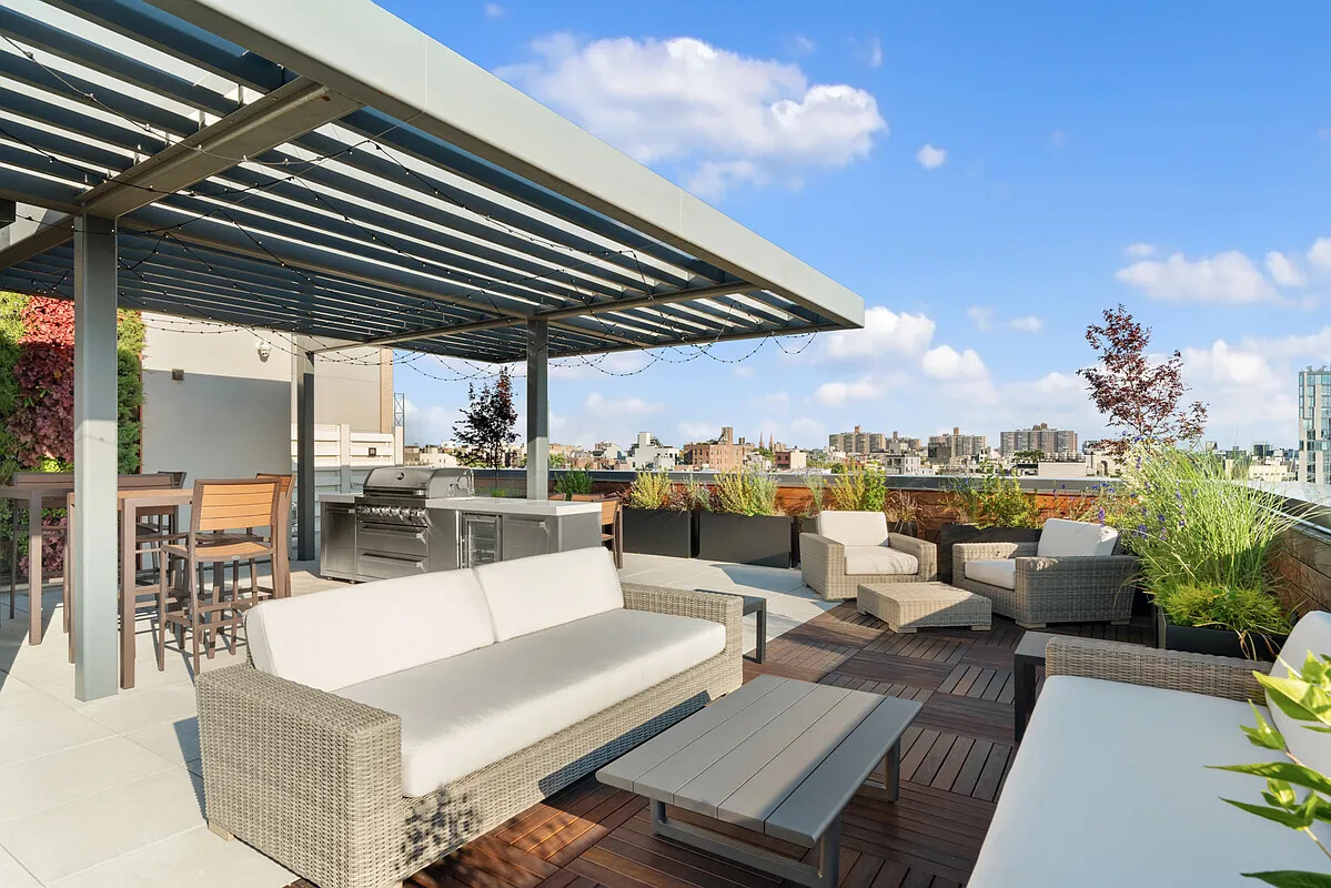 526 UNION Avenue 408