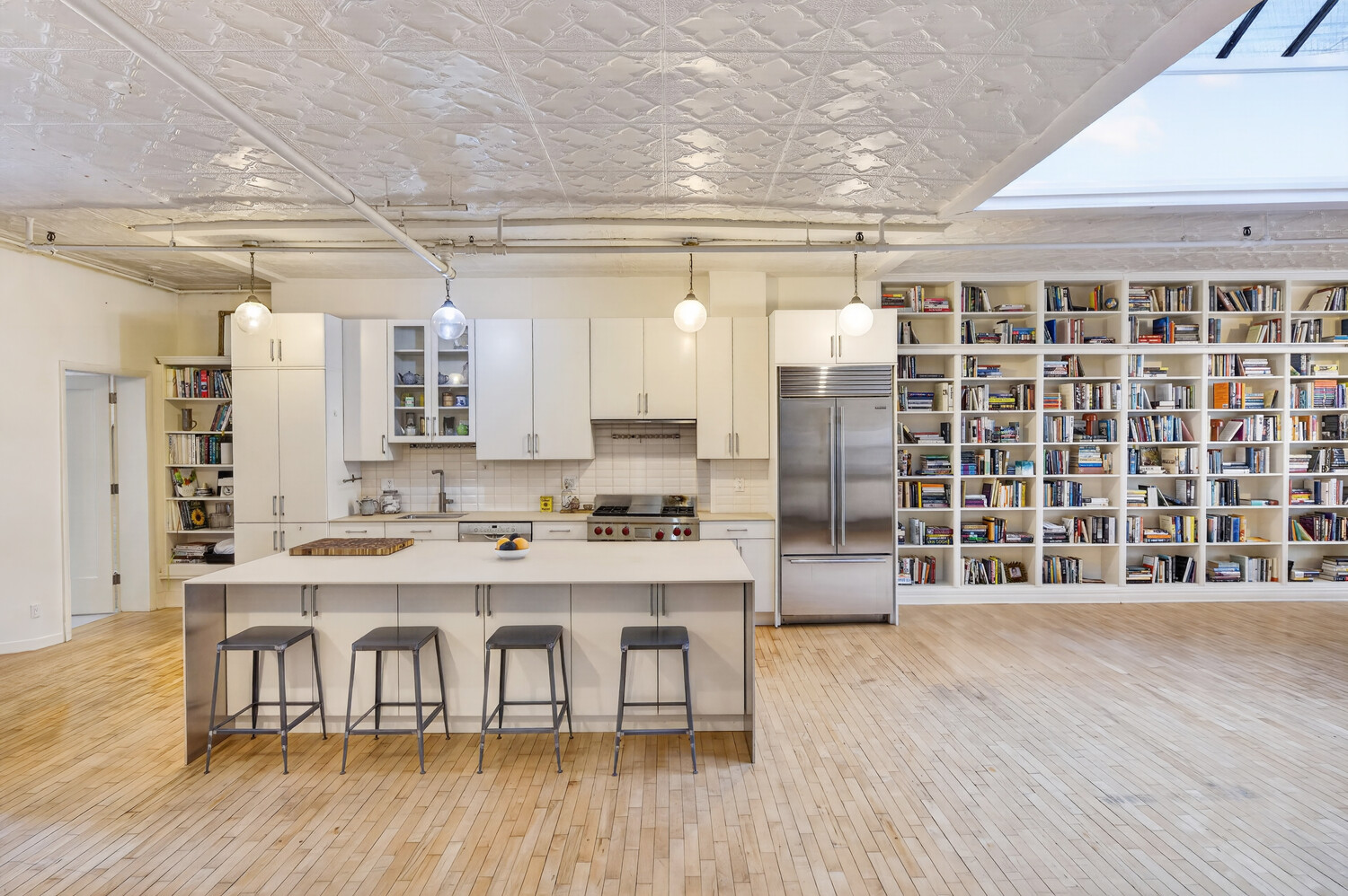 143 W 27TH Street PH