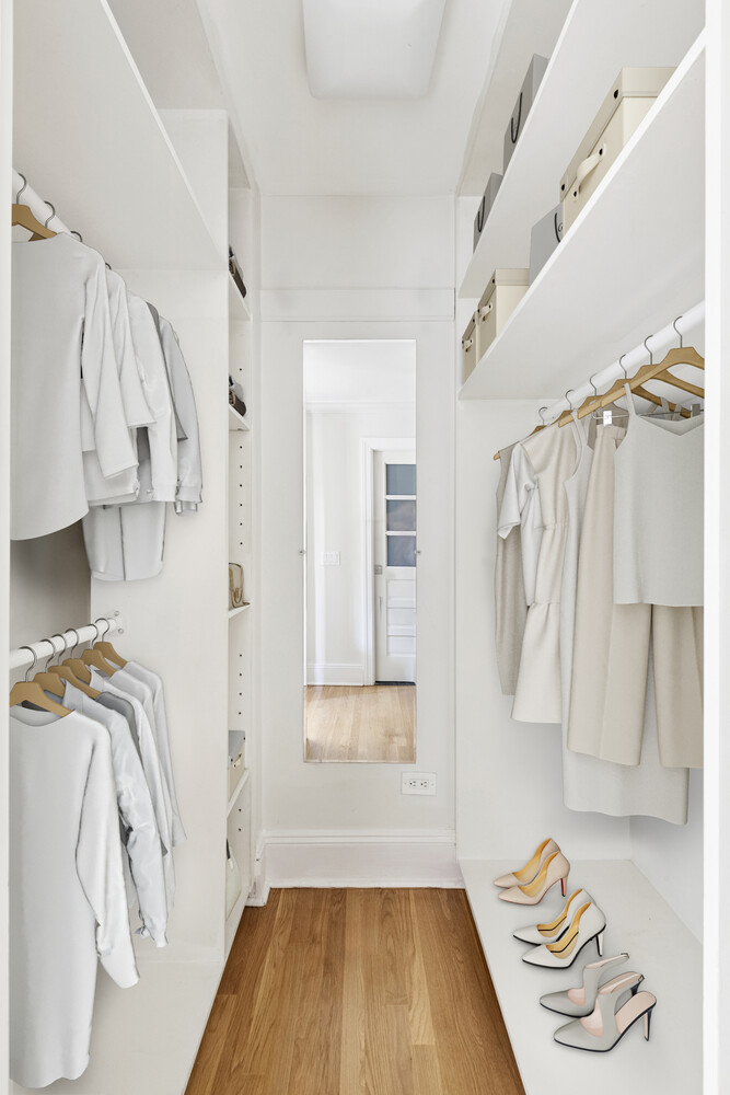 45 GRACE Court 3E