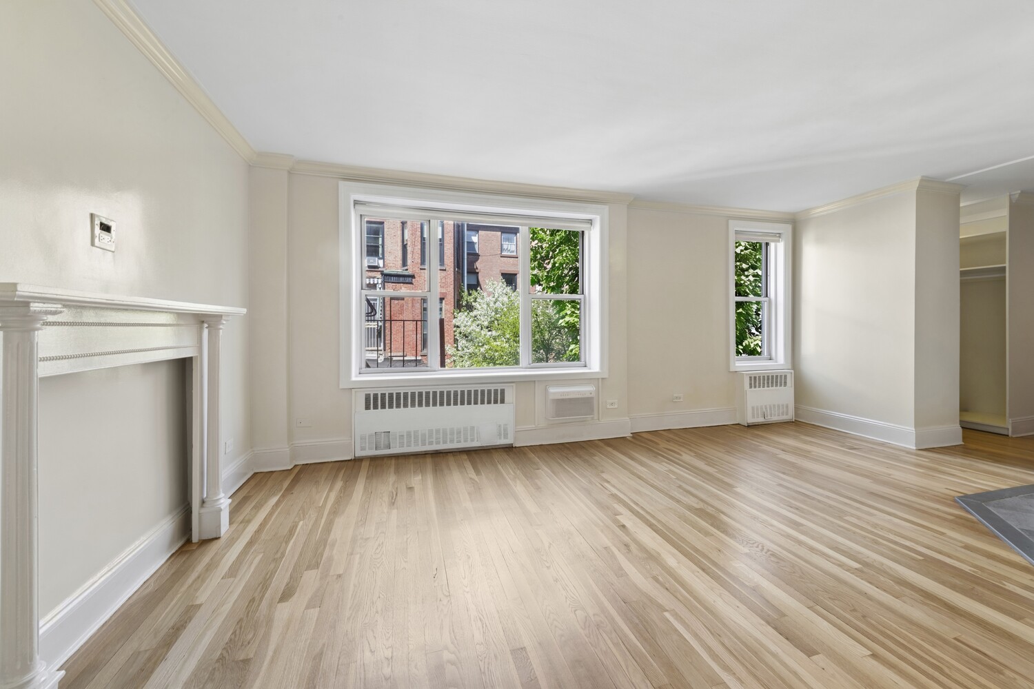 45 GRACE Court 3E